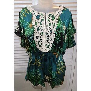 Violet & Claire Boho Peasant Satin Green Floral Lace Trim Short Sleeve Blouse L